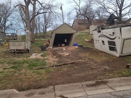 Tornado touch down at Snyders 450