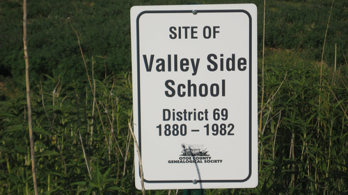 Dist 69_Valley_Side_School