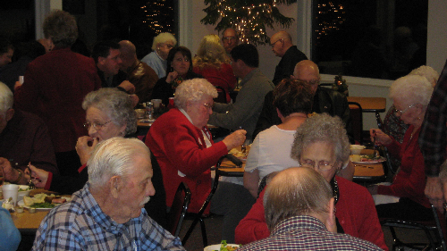 Holiday dinner_resized