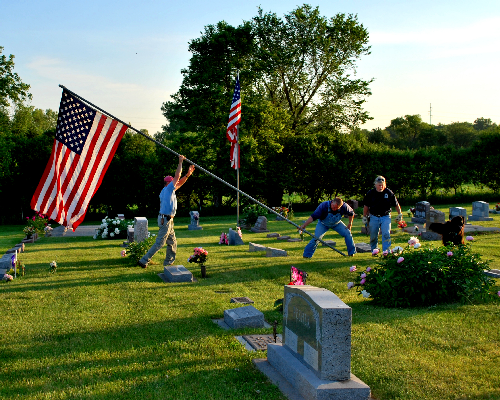 Raising_a_memorial_flag